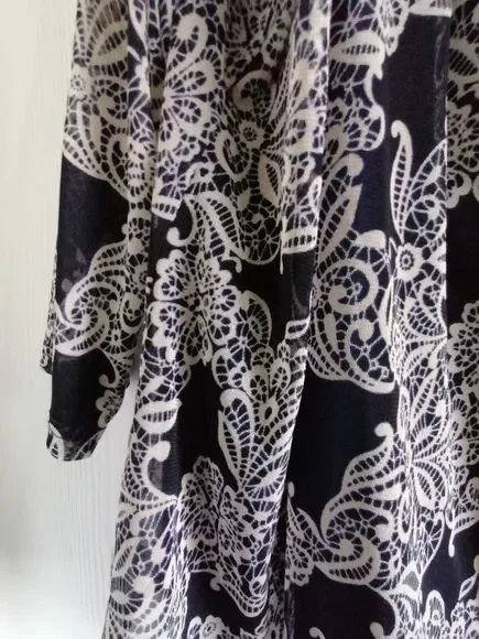 Womens Blouse Size 28 Navy And White Double Layer dress up or down - Picture 5 of 15